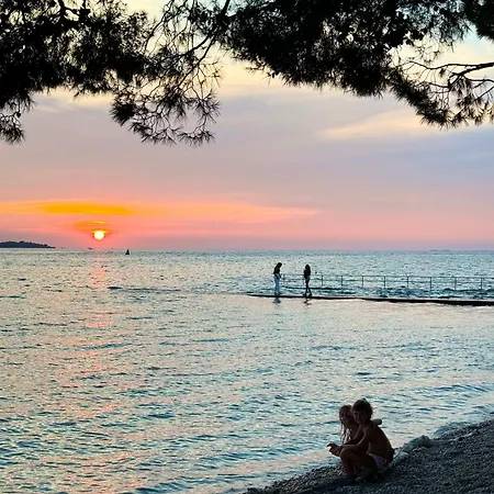 Adria - Relax - Istrian Stone House In The Heart Of The Beautiful Fishing Village - Fasana - Only Few Steps From The Sea And The Wonderful Apartament *